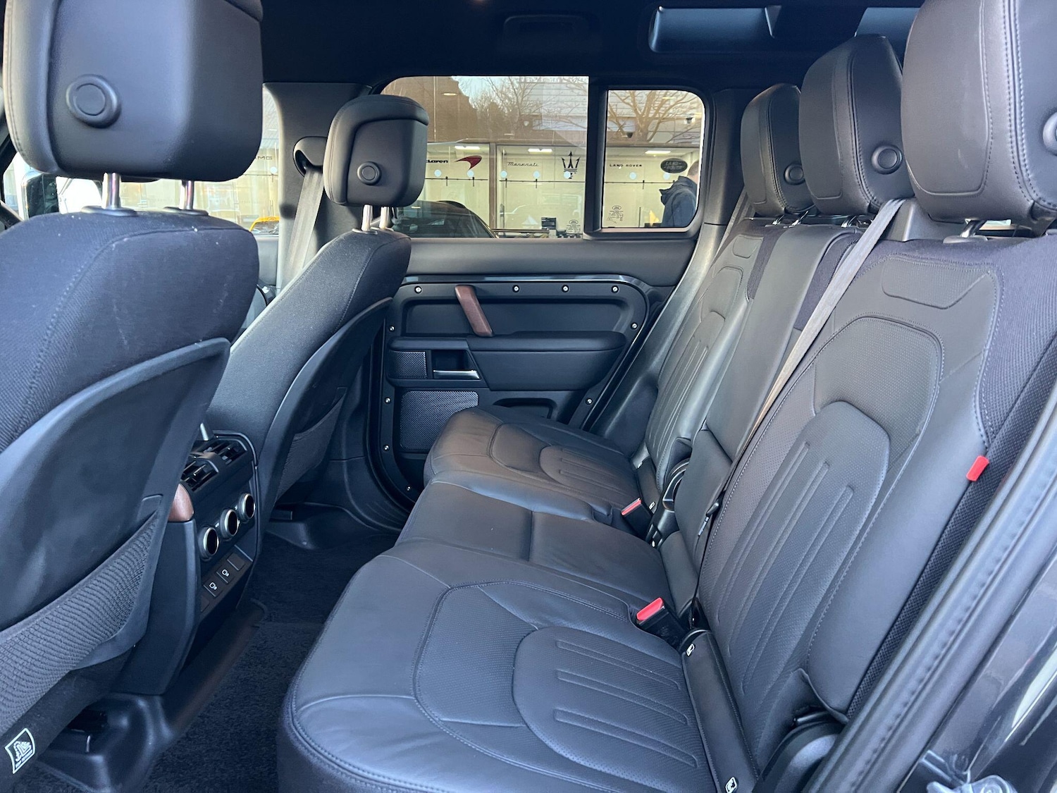 Used Land Rover Defender 110 2023 for sale - 77091821: Photo 19