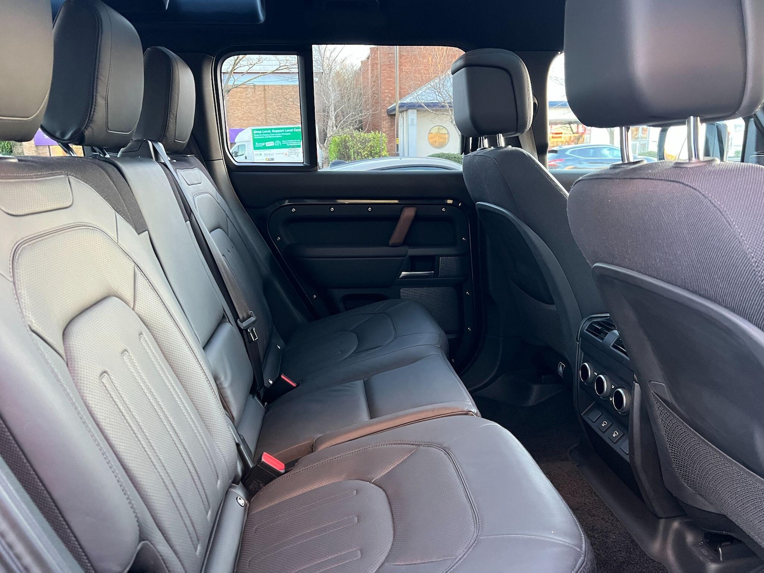 Used Land Rover Defender 110 2023 for sale - 77091821: Photo 22