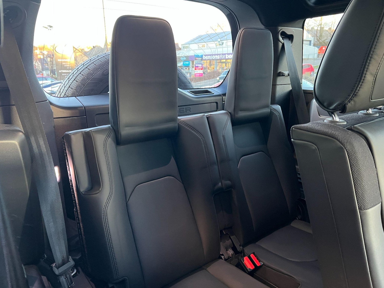 Used Land Rover Defender 110 2023 for sale - 77091821: Photo 24