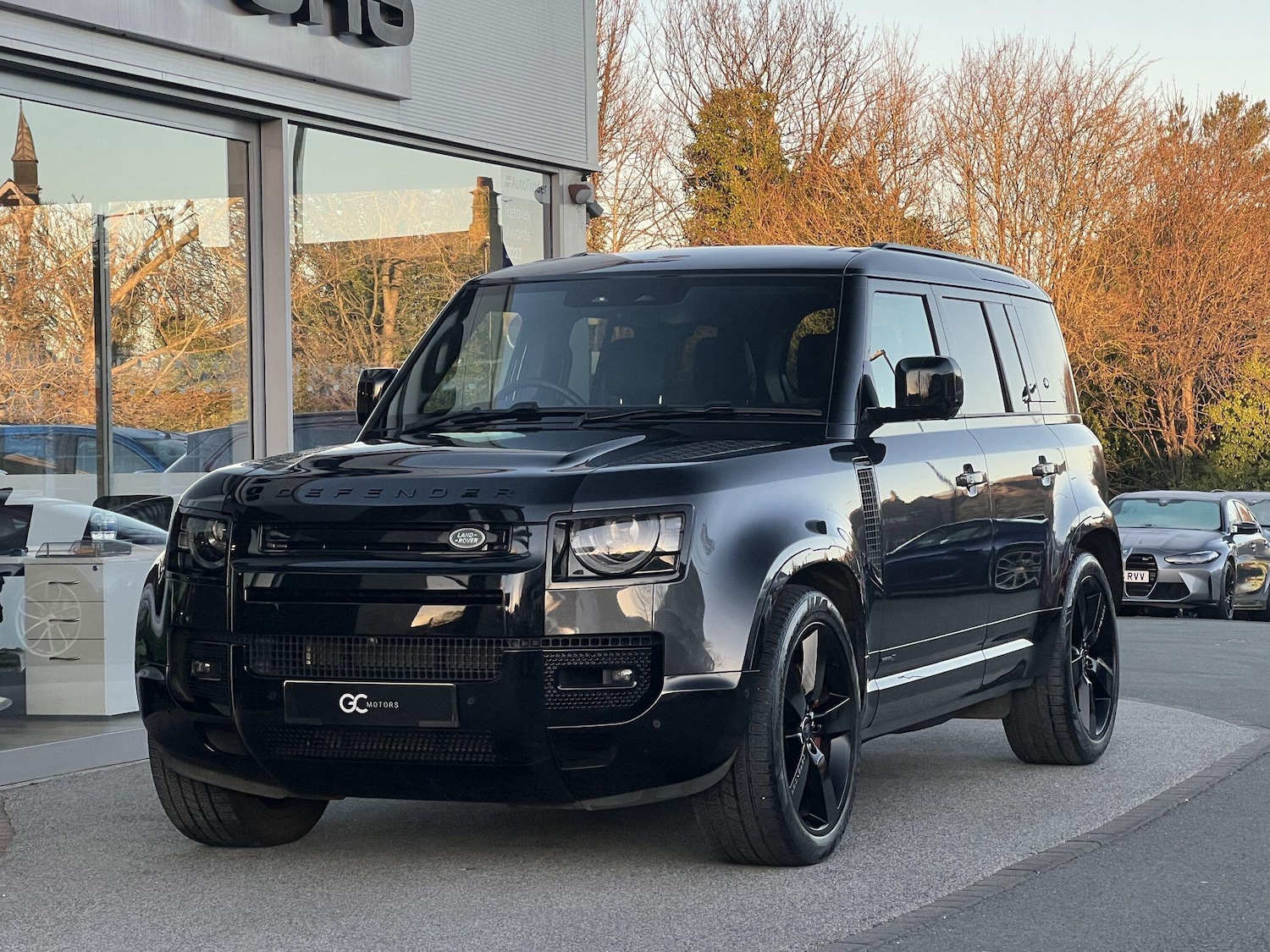 Used Land Rover Defender 110 2023 for sale - 77091821: Photo 3