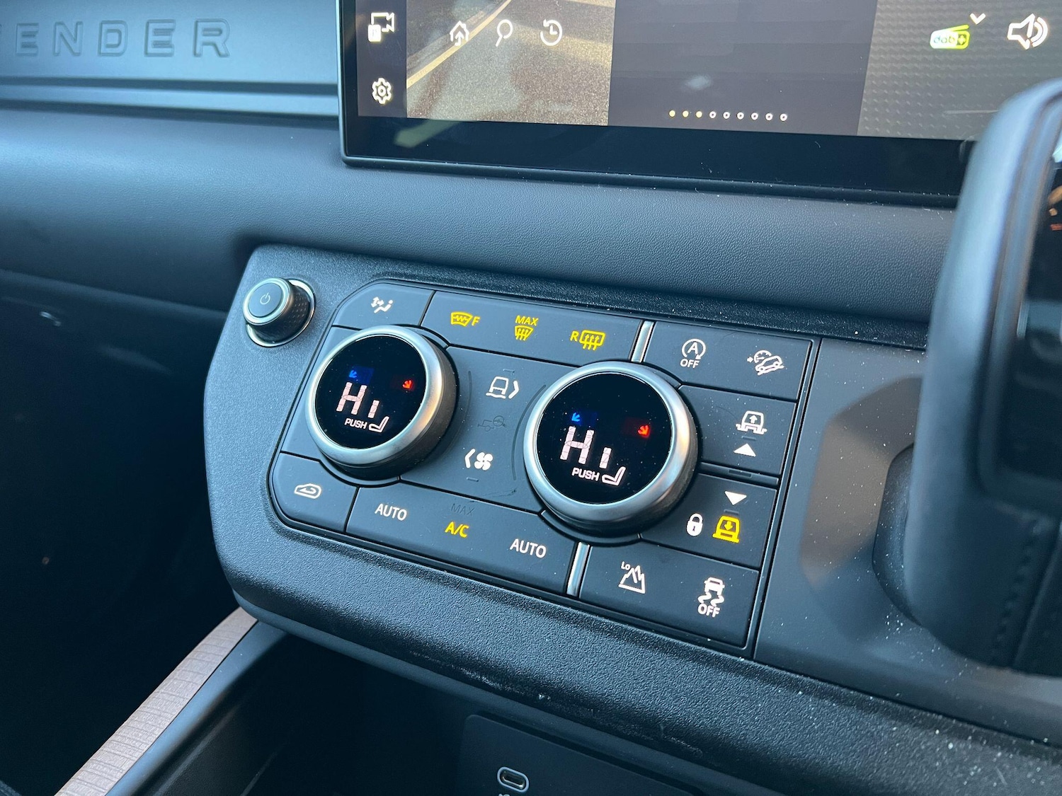 Used Land Rover Defender 110 2023 for sale - 77091821: Photo 33