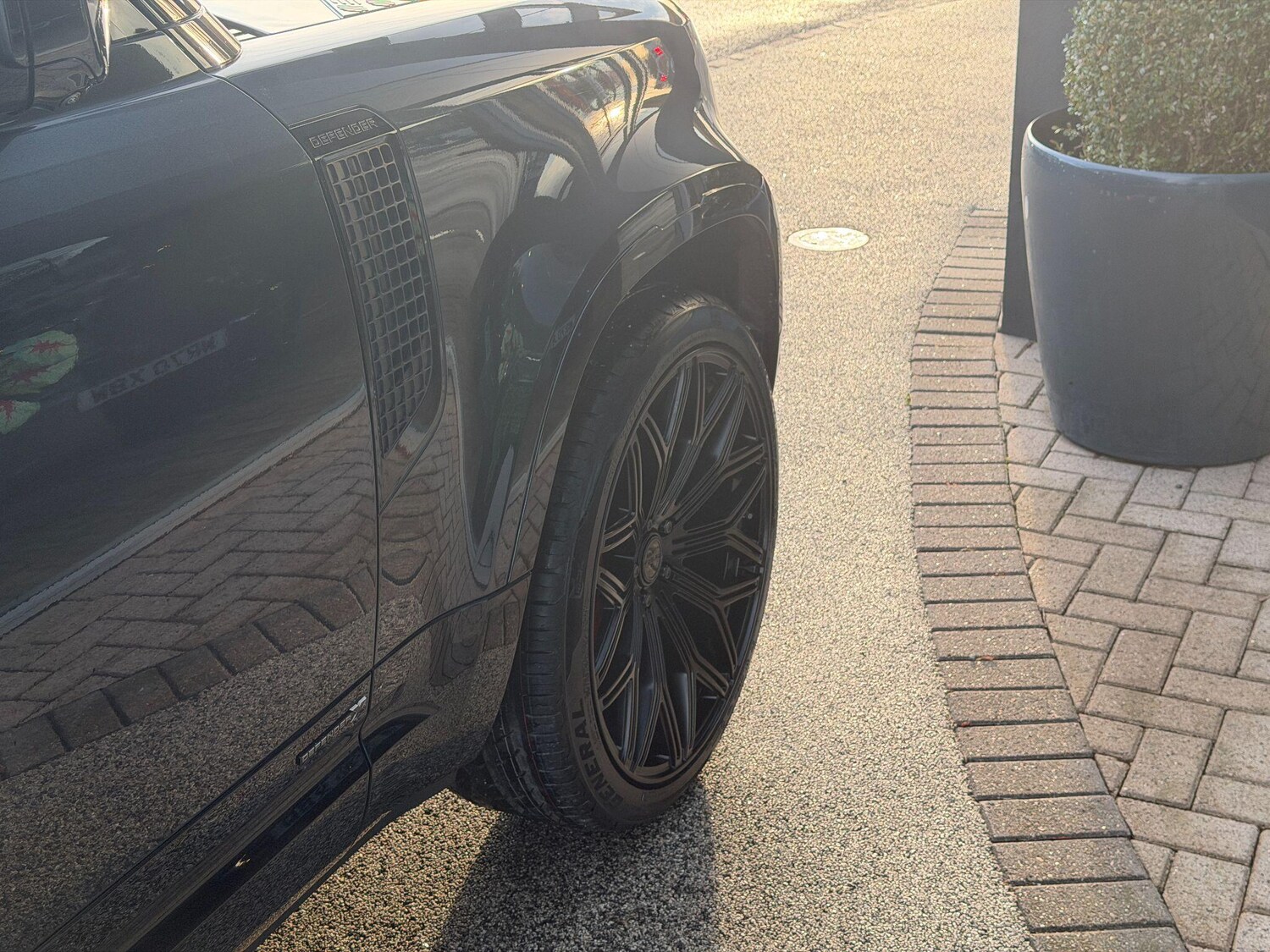 Used Land Rover Defender 110 2023 for sale - 77091821: Photo 75