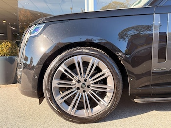 Used Land Rover Range Rover 2024 for sale - 76026604: Photo