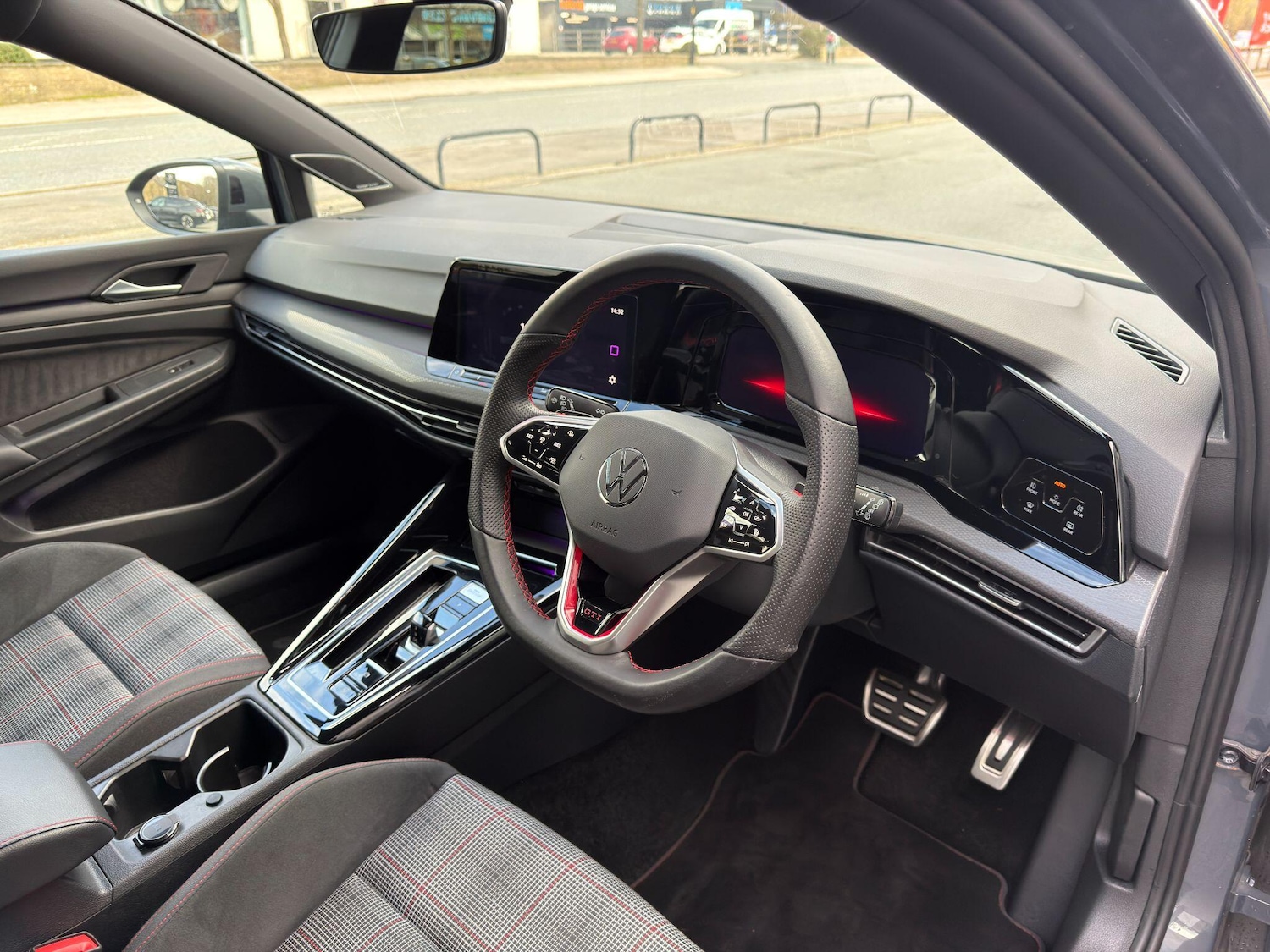 Used Volkswagen Golf 2024 for sale - 78007818: Photo 11