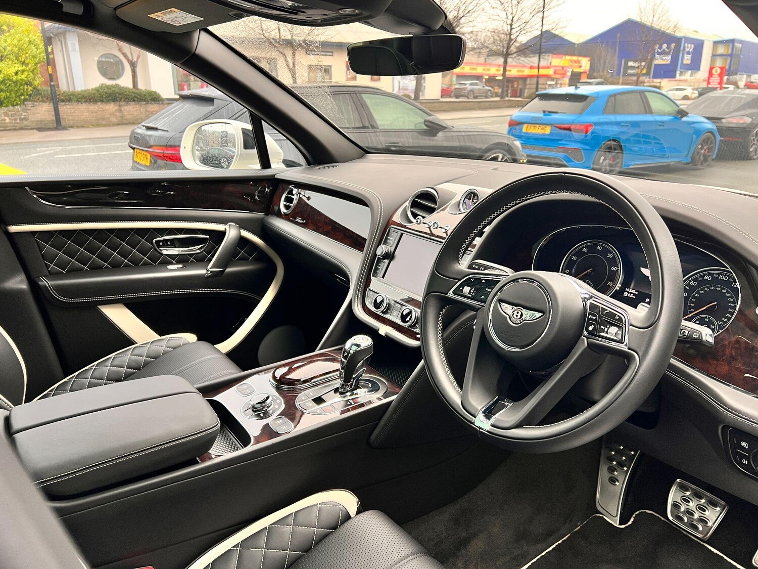 Used Bentley Bentayga for sale - 77646220: Photo 12