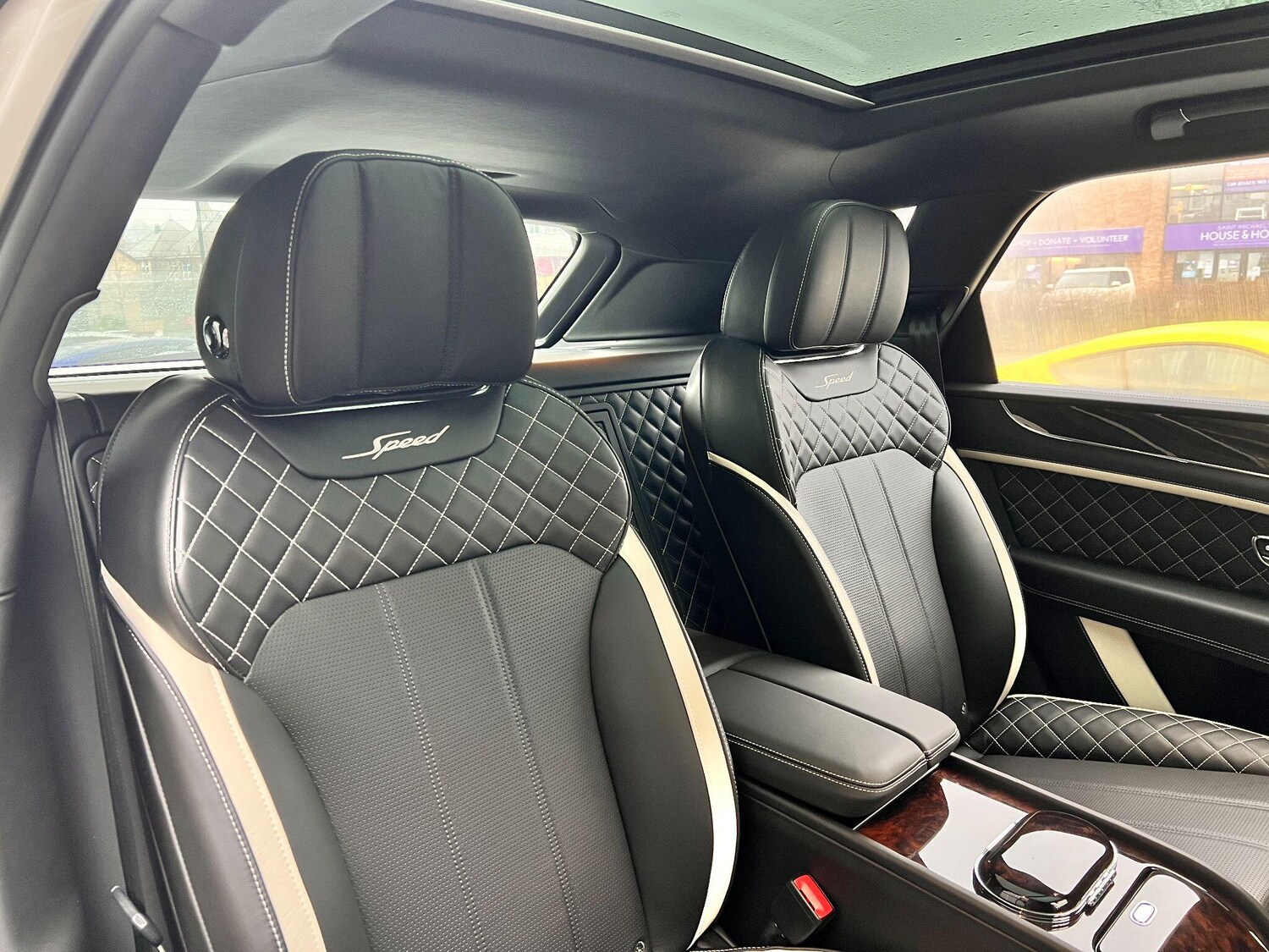 Used Bentley Bentayga for sale - 77646220: Photo 17