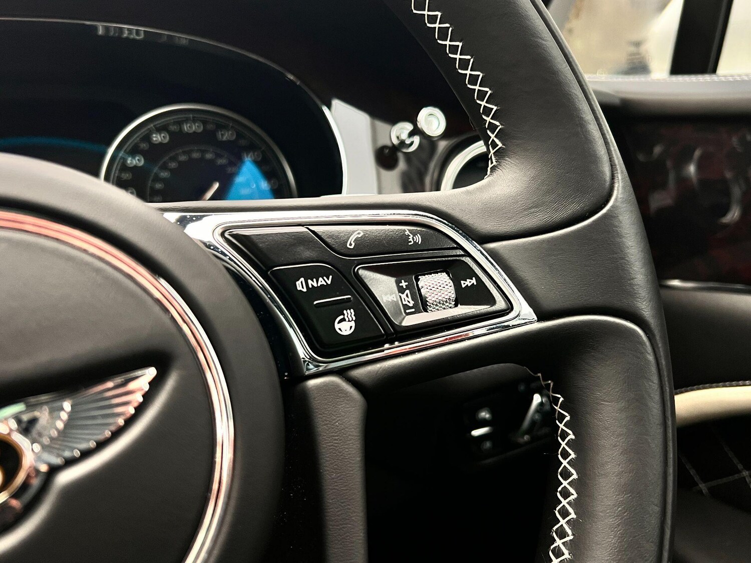 Used Bentley Bentayga for sale - 77646220: Photo 23