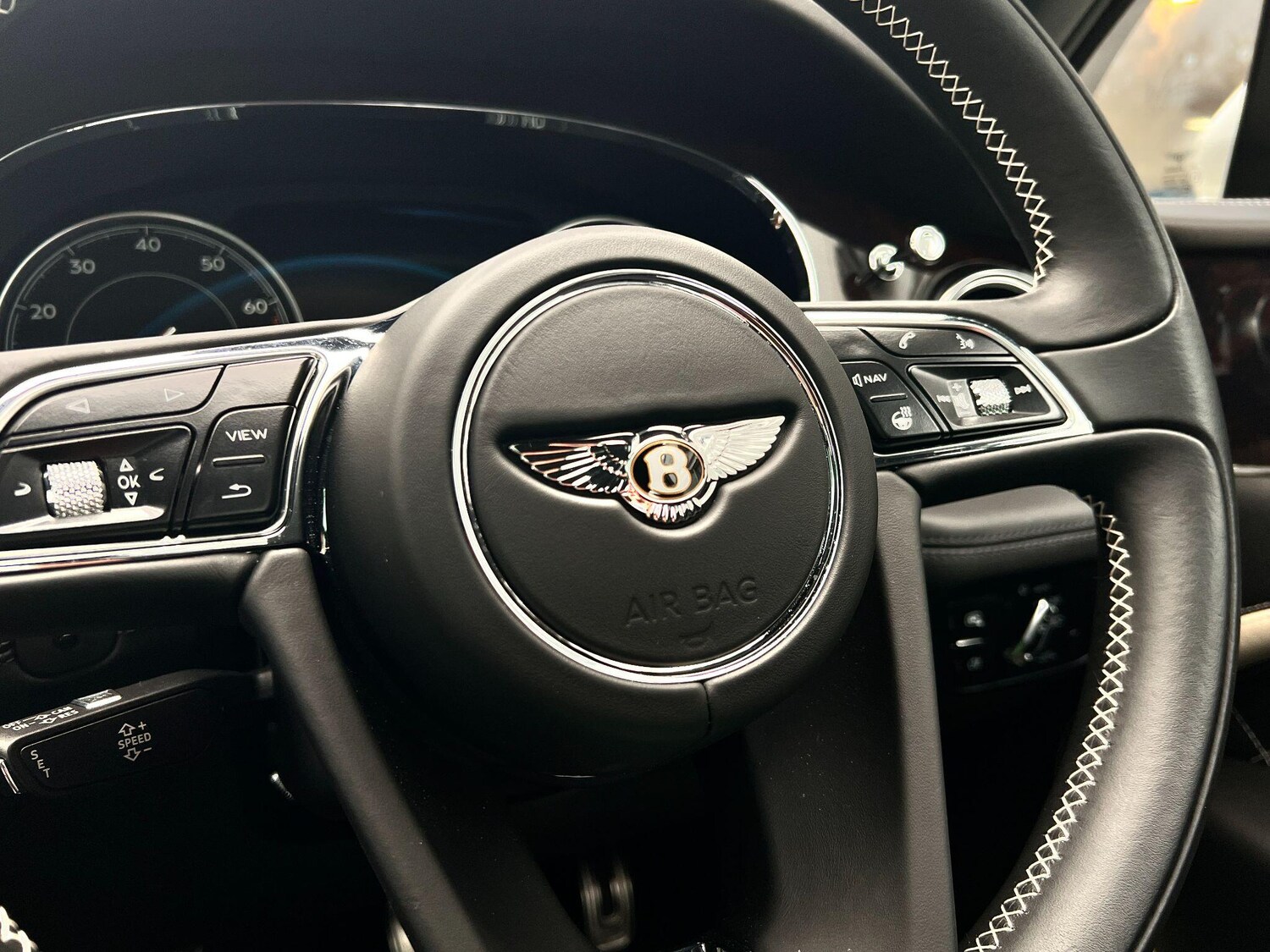 Used Bentley Bentayga for sale - 77646220: Photo 24