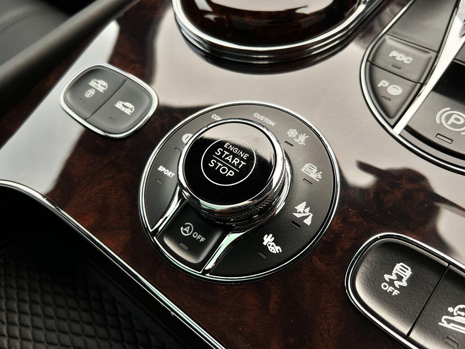 Used Bentley Bentayga for sale - 77646220: Photo 50