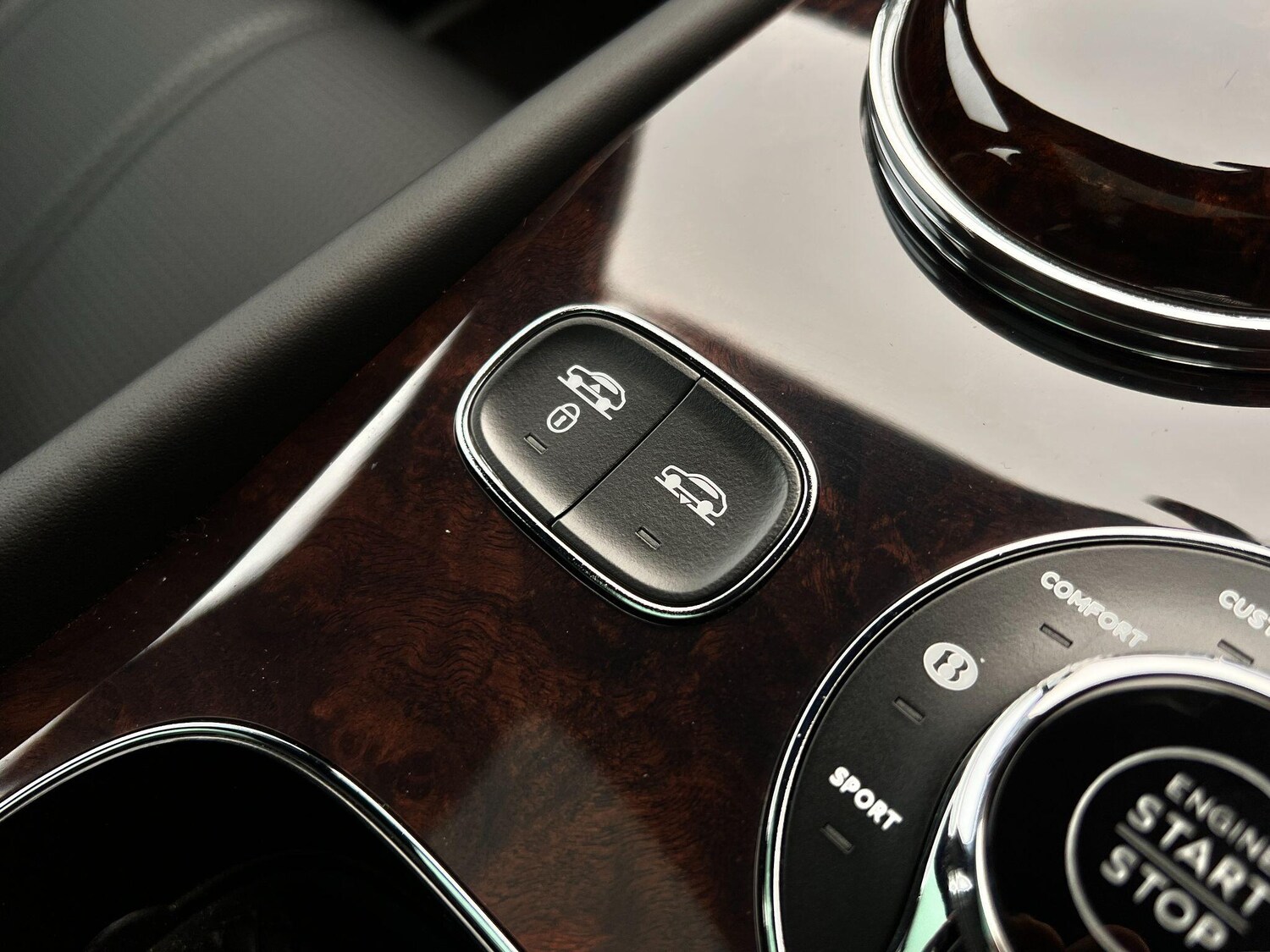 Used Bentley Bentayga for sale - 77646220: Photo 51