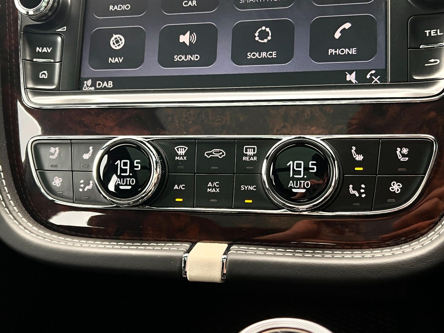 Used Bentley Bentayga for sale - 77646220: Photo 59