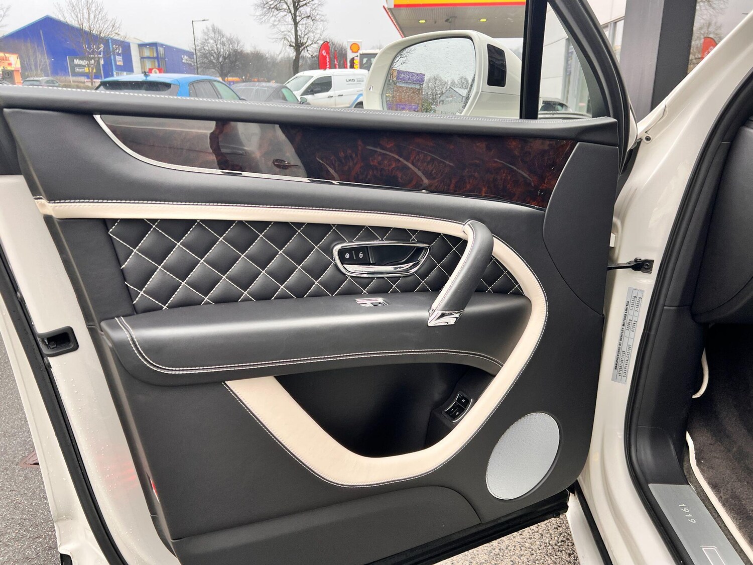 Used Bentley Bentayga for sale - 77646220: Photo 78