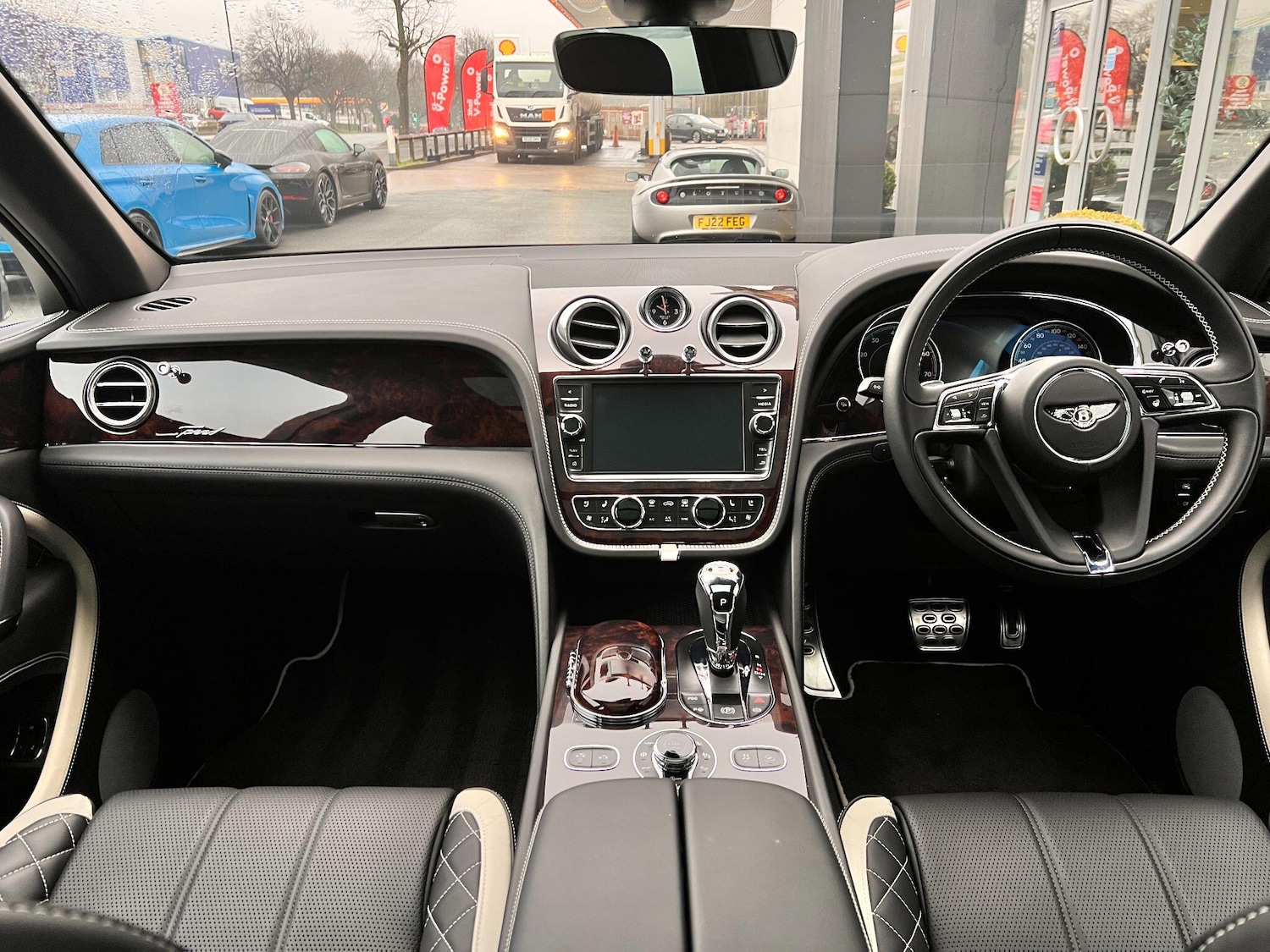 Used Bentley Bentayga for sale - 77646220: Photo 9