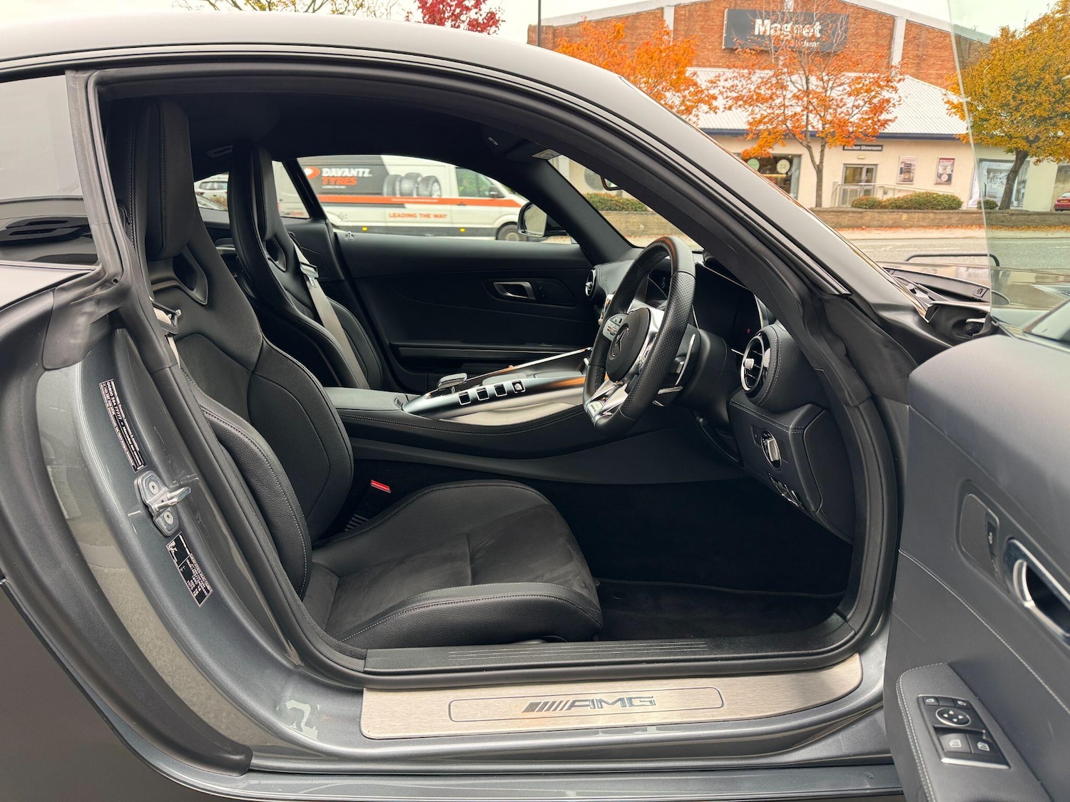 Used Mercedes-Benz AMG GT 2020 for sale - 76284032: Photo 11