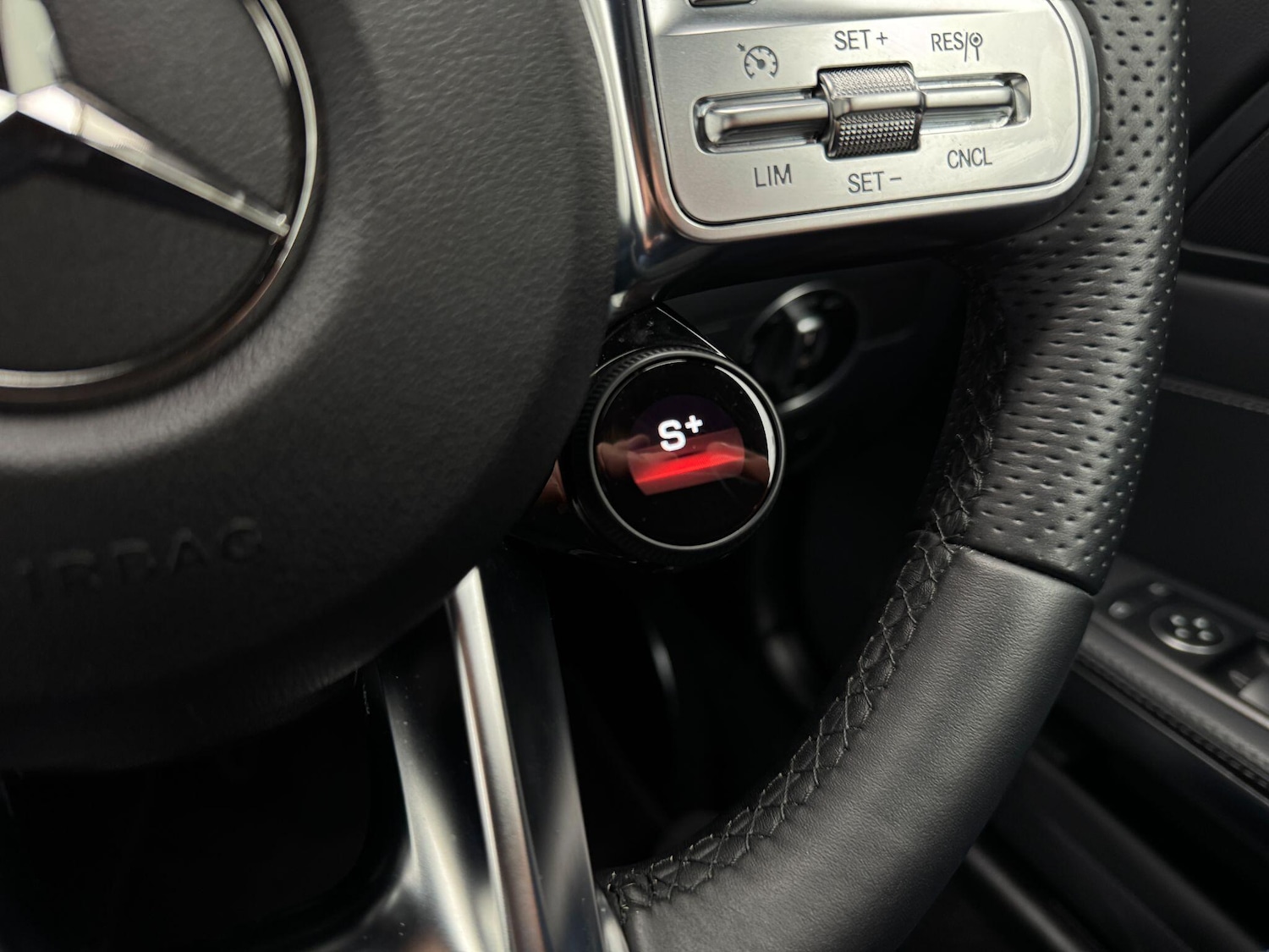 Used Mercedes-Benz AMG GT 2020 for sale - 76284032: Photo 23