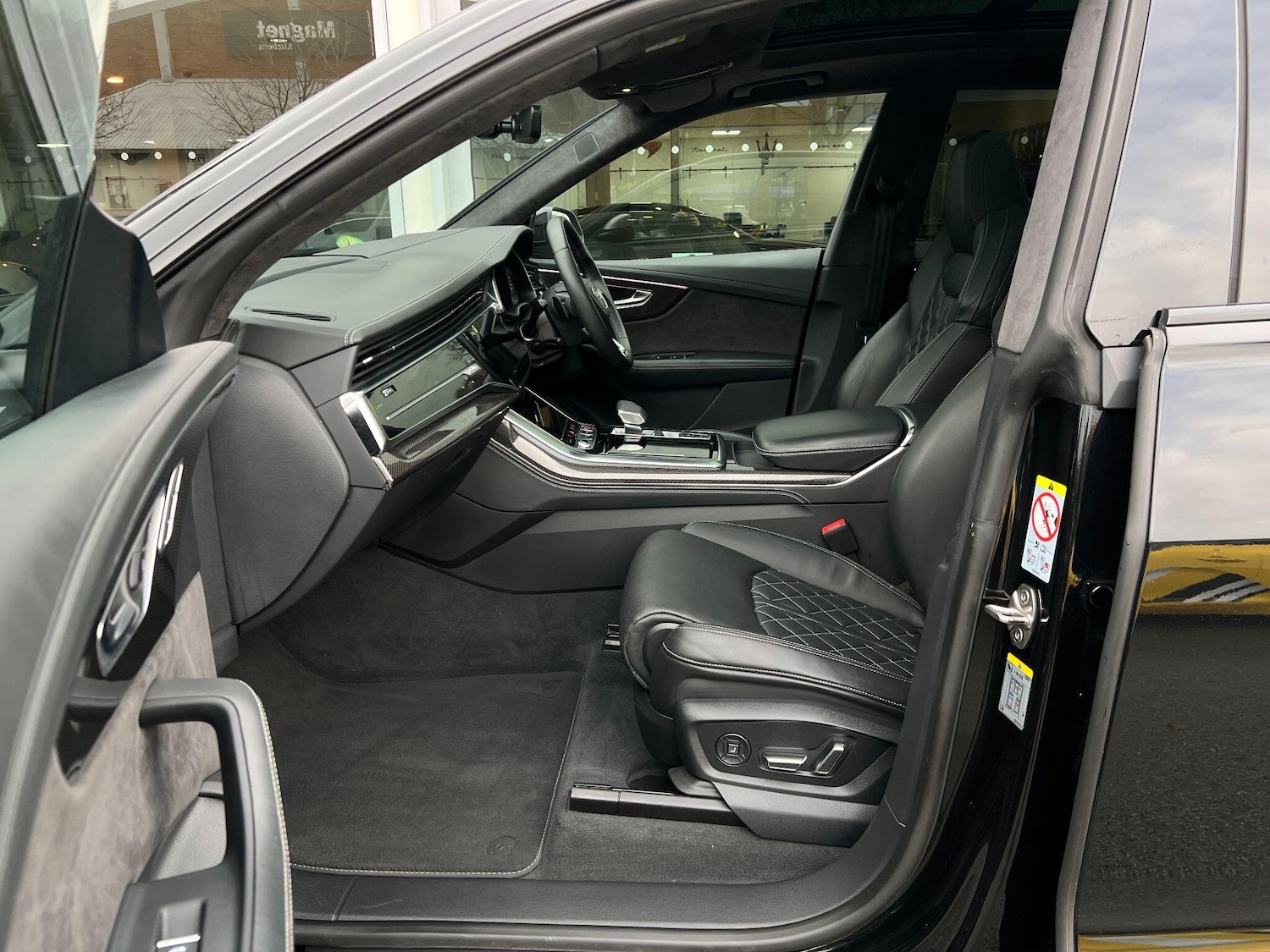 Used Audi SQ8 2022 for sale - 76549104: Photo 16