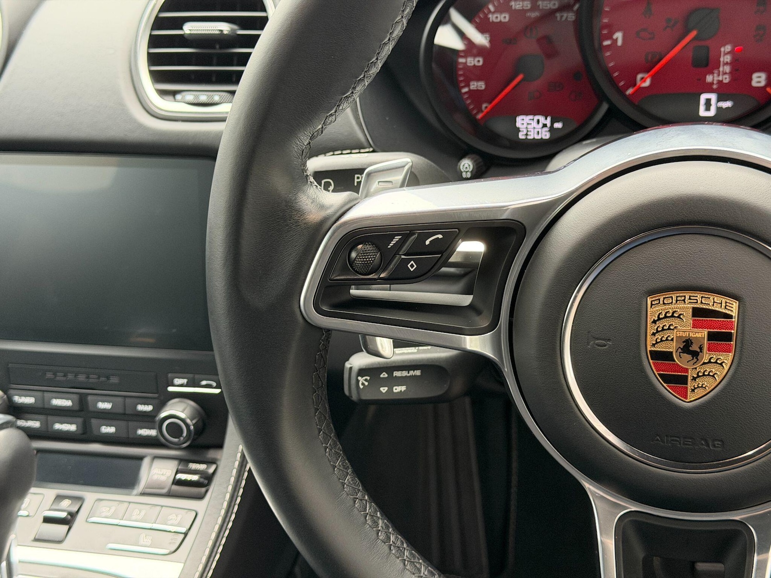 Used Porsche 718 Cayman 2023 for sale - 76964486: Photo 16