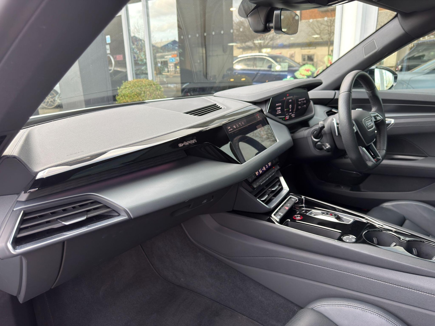 Used Audi RS e-tron GT 2023 for sale - 77657791: Photo 13