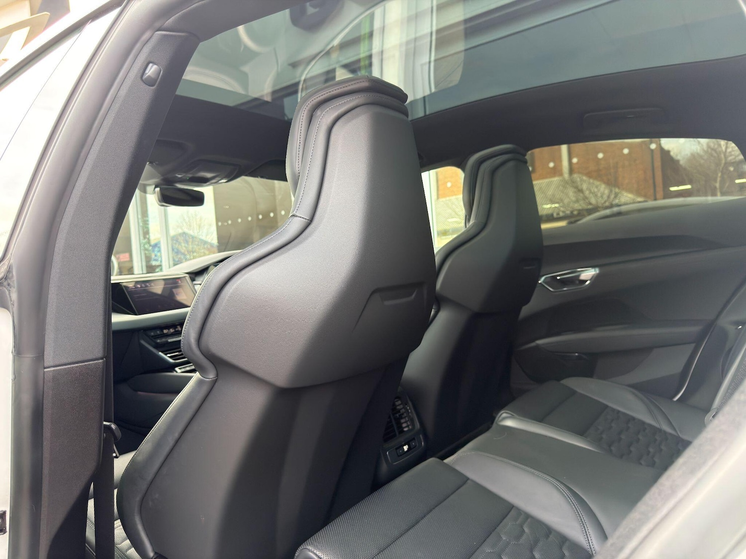 Used Audi RS e-tron GT 2023 for sale - 77657791: Photo 20