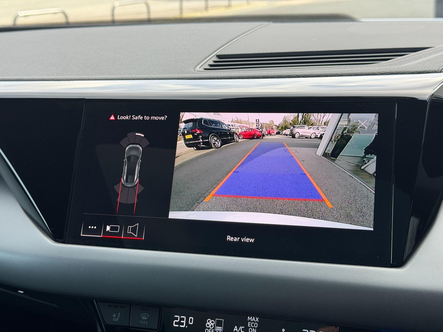 Used Audi RS e-tron GT 2023 for sale - 77657791: Photo 37