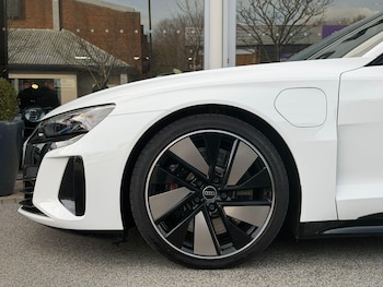 Used Audi RS e-tron GT 2023 for sale - 77657791: Photo