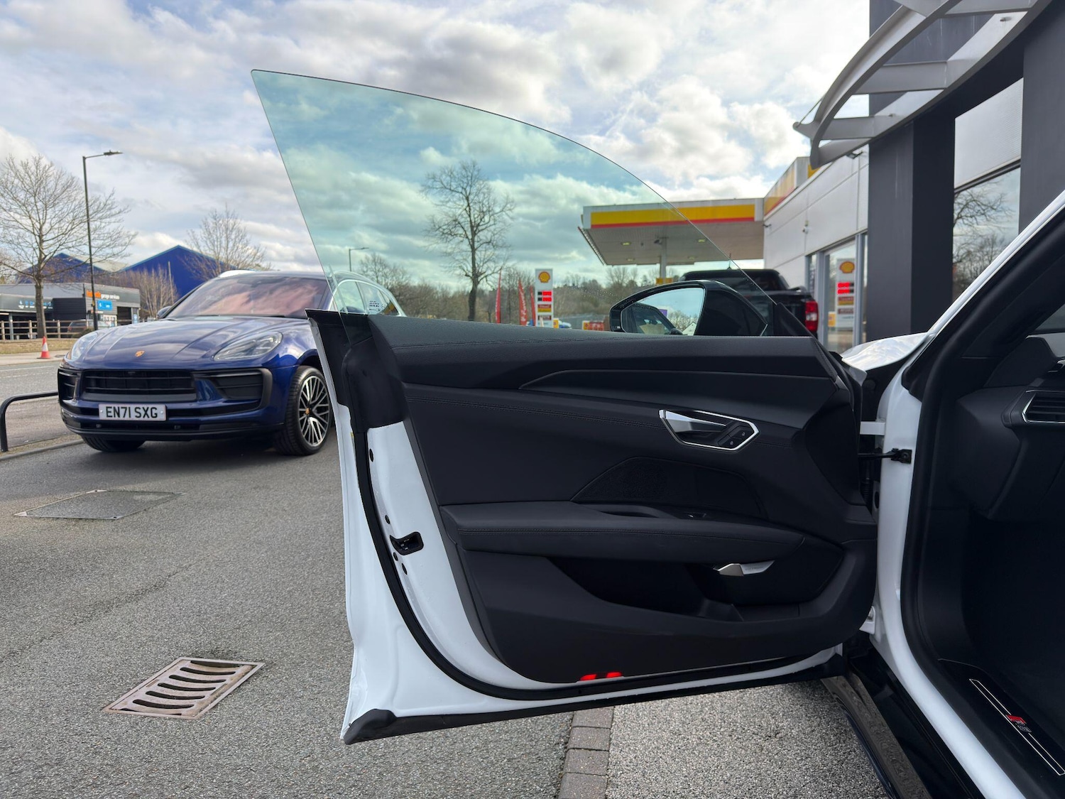 Used Audi RS e-tron GT 2023 for sale - 77657791: Photo 55