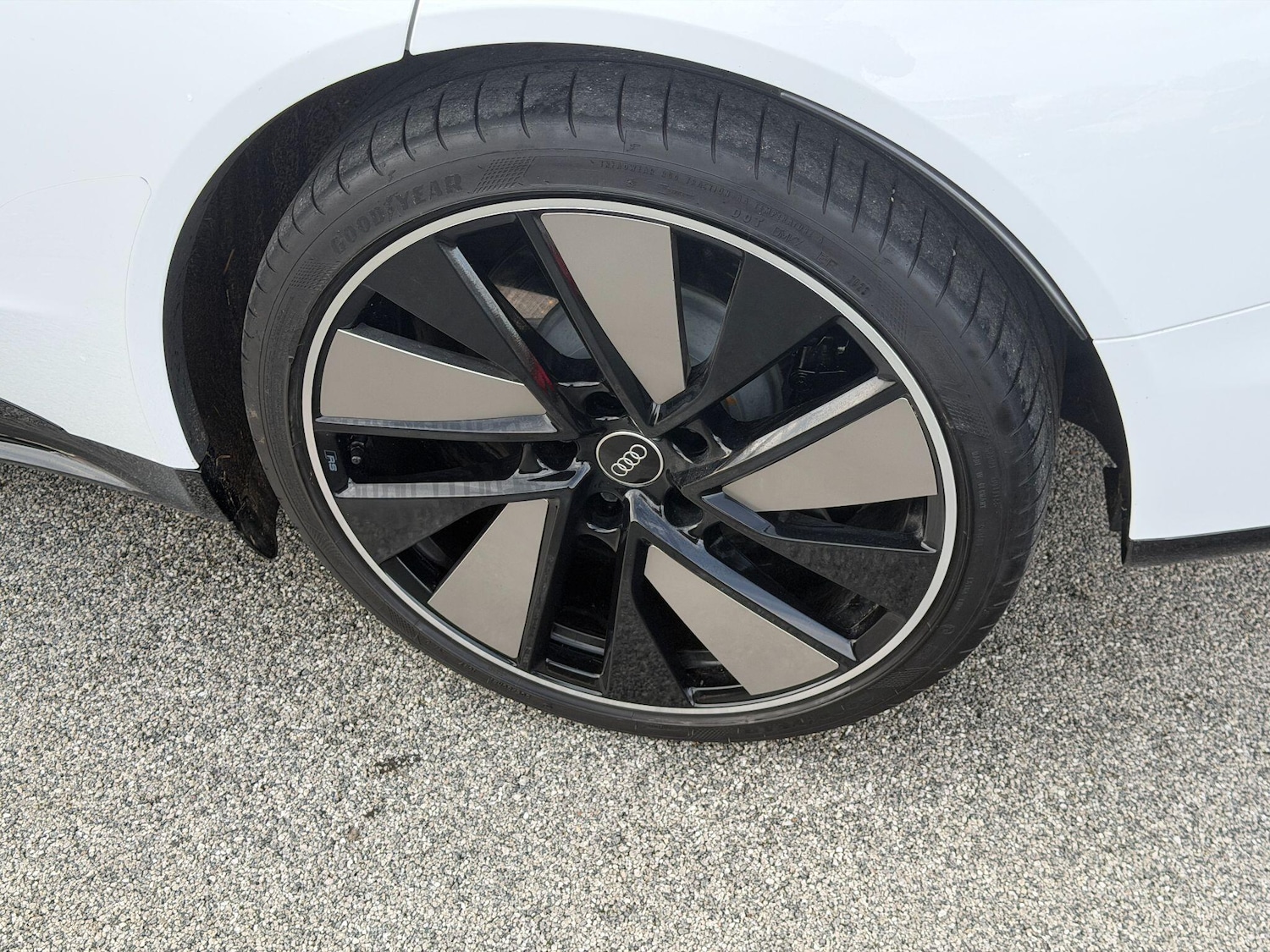 Used Audi RS e-tron GT 2023 for sale - 77657791: Photo 66