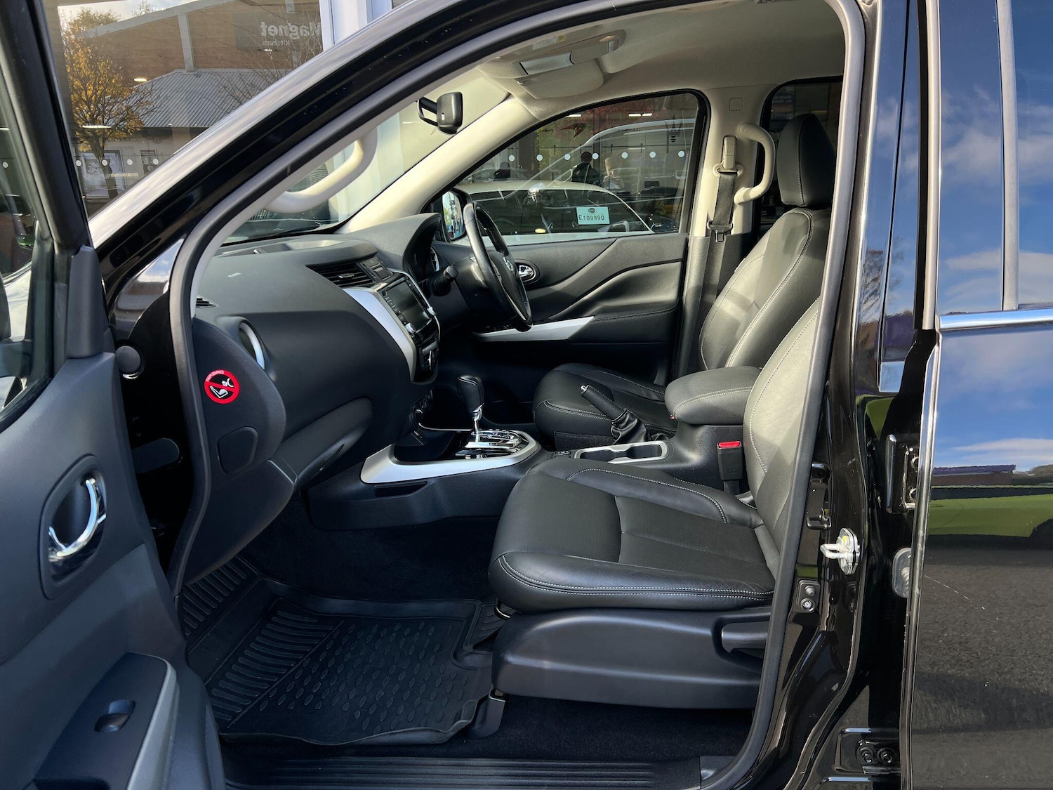 Used Nissan Navara 2021 for sale - 76361294: Photo 15