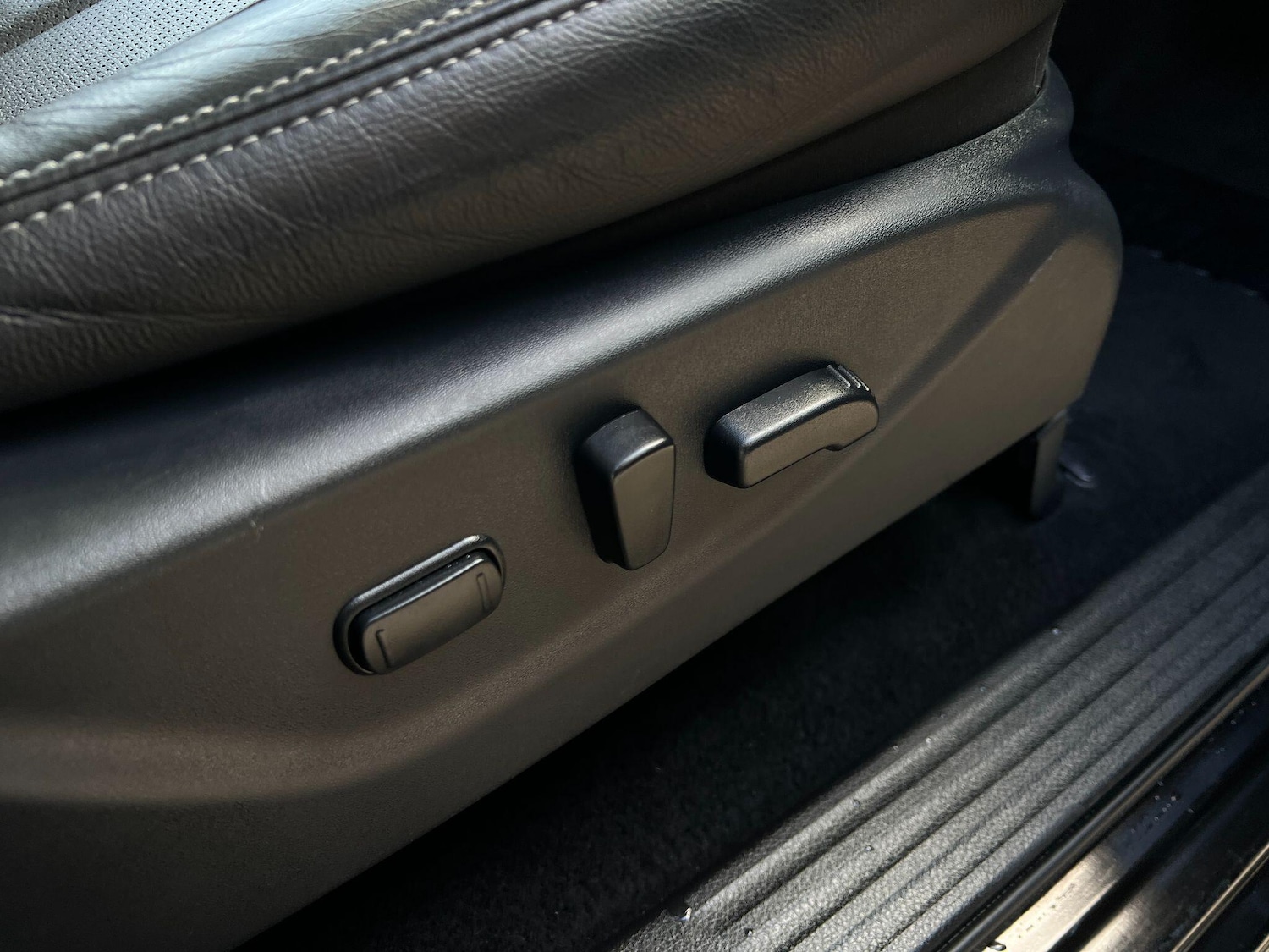 Used Nissan Navara 2021 for sale - 76361294: Photo 42