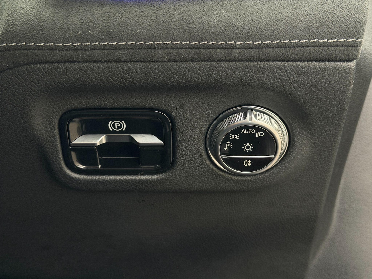 Used Mercedes-Benz EQS 2022 for sale - 77143952: Photo 52