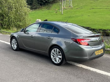 Used Vauxhall Insignia 2017 for sale - 79855359: Photo