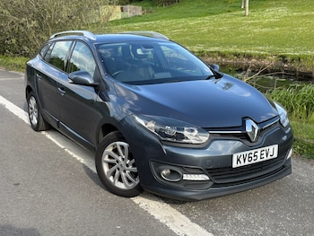 Used Renault Megane 2015 for sale - 78331507: Photo