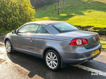 Used Volkswagen EOS 2009 for sale - 79764737: Photo