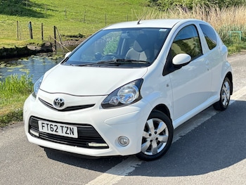 Used Toyota AYGO 2013 for sale - 78402923: Photo