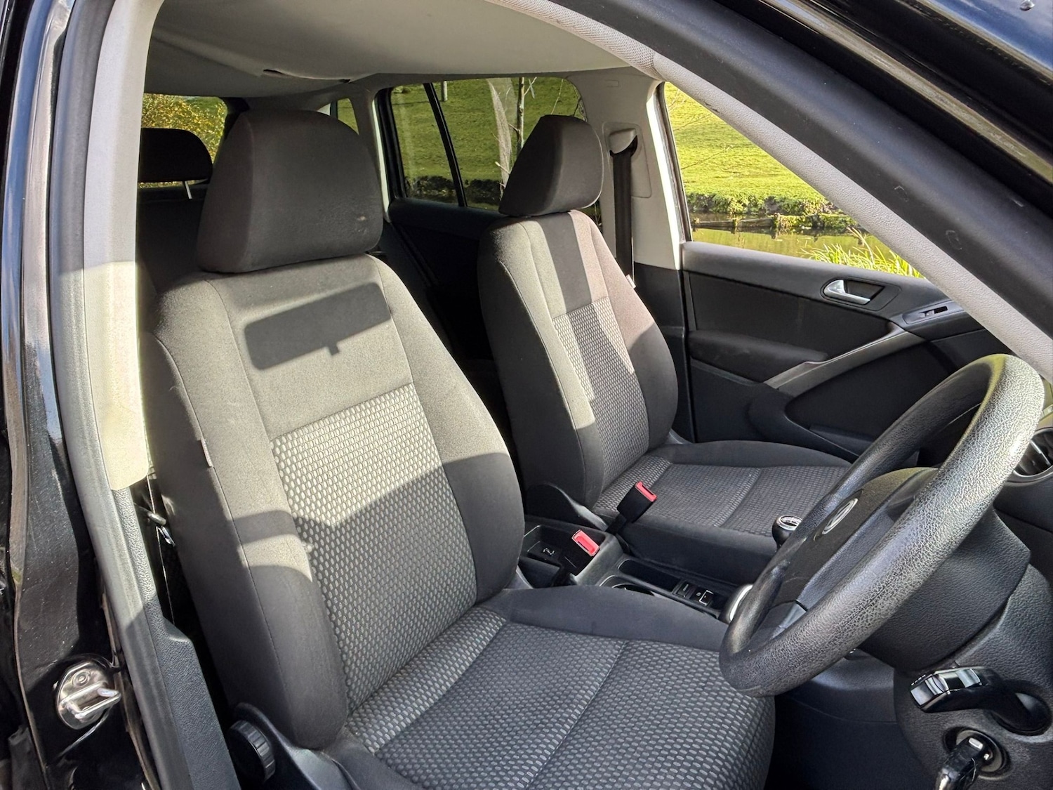 Used Volkswagen Tiguan 2009 for sale - 76404967: Photo 4