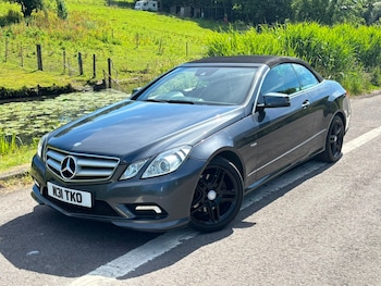 Used Mercedes-Benz E Class 2011 for sale - 78903145: Photo