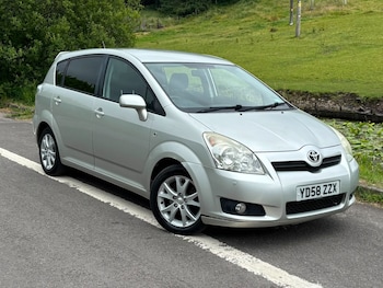 Used Toyota Verso 2008 for sale - 79025317: Photo