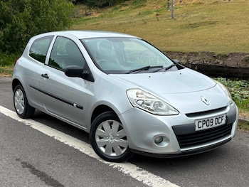 Used Renault Clio 2009 for sale - 79347375: Photo
