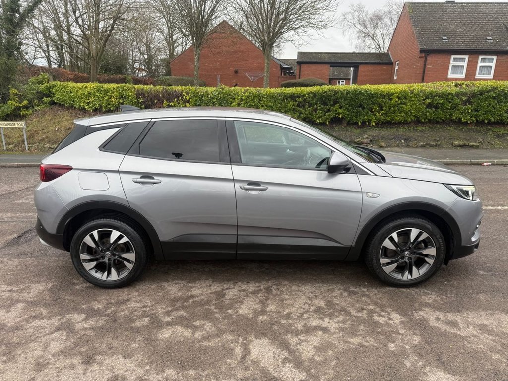 Used Vauxhall Grandland X 2018 for sale - 77659915: Photo 3