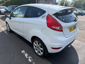 Used Ford Fiesta 2011 for sale - 79221351: Photo