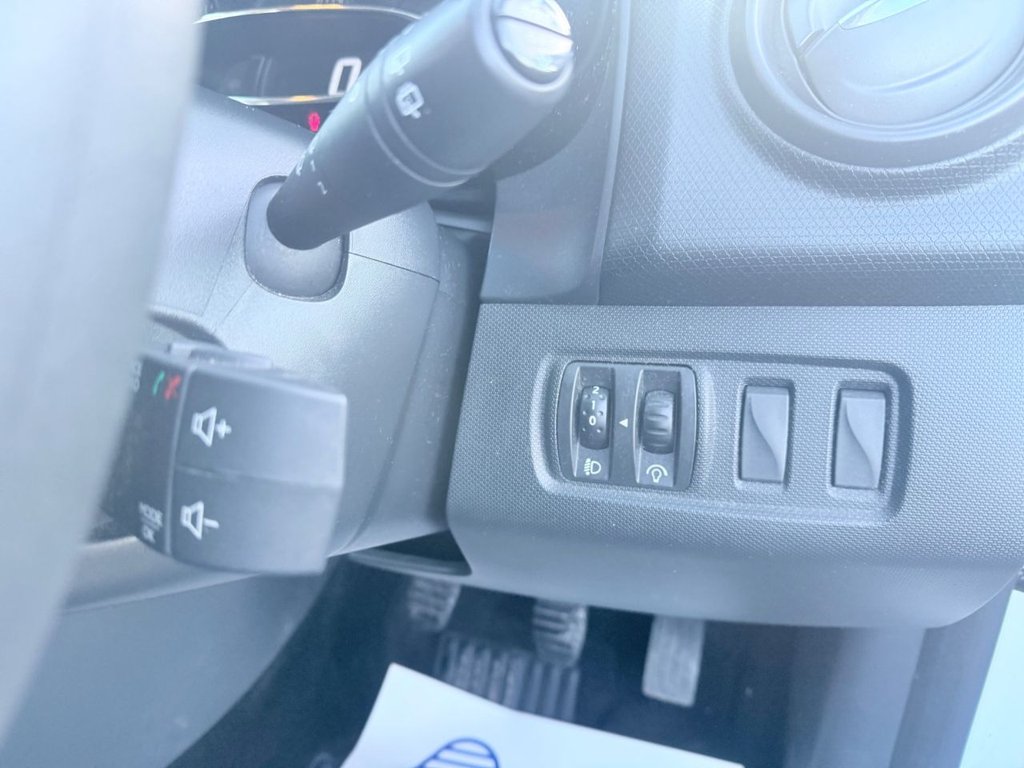 Used Renault Clio 2013 for sale - 77659920: Photo 18