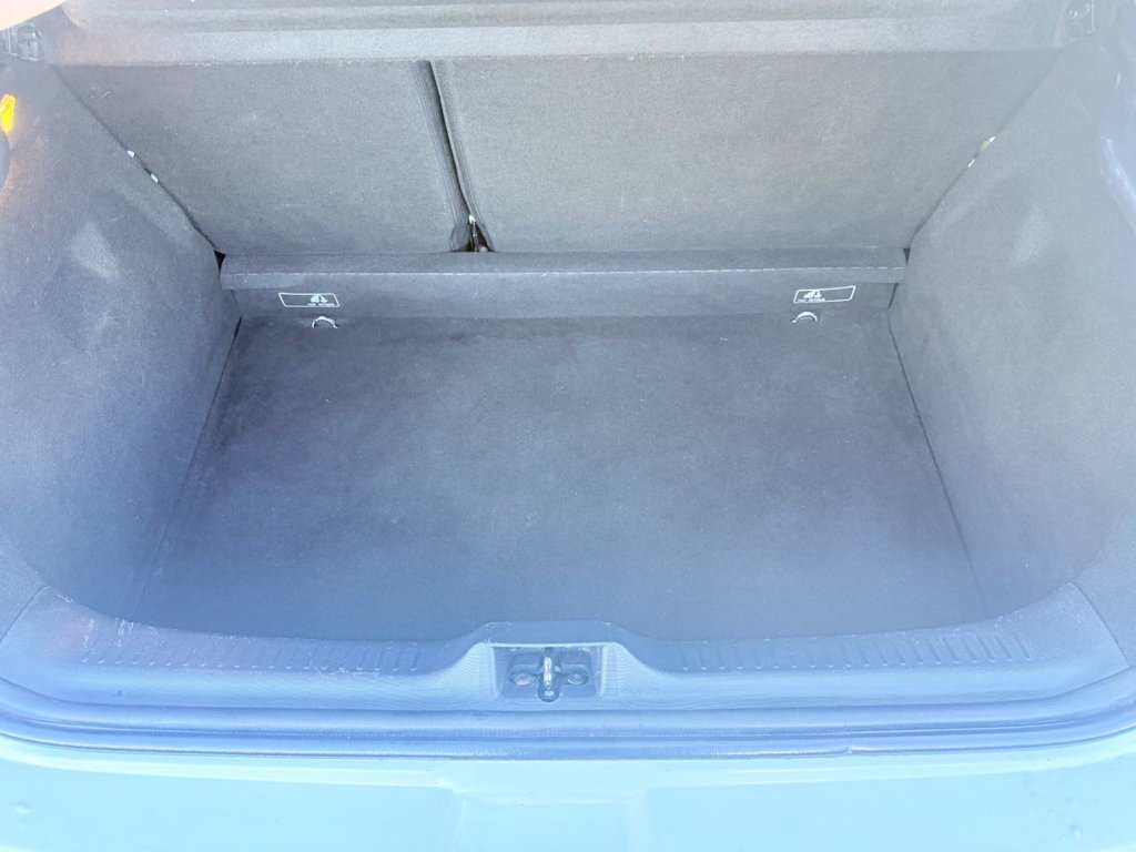 Used Renault Clio 2013 for sale - 77659920: Photo 22