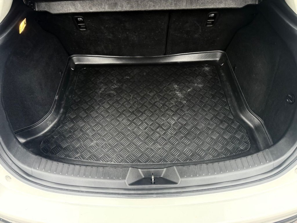 Used Mazda Mazda3 2016 for sale - 77659913: Photo 28