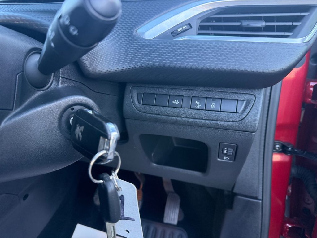 Used Peugeot 208 2016 for sale - 77706175: Photo 23