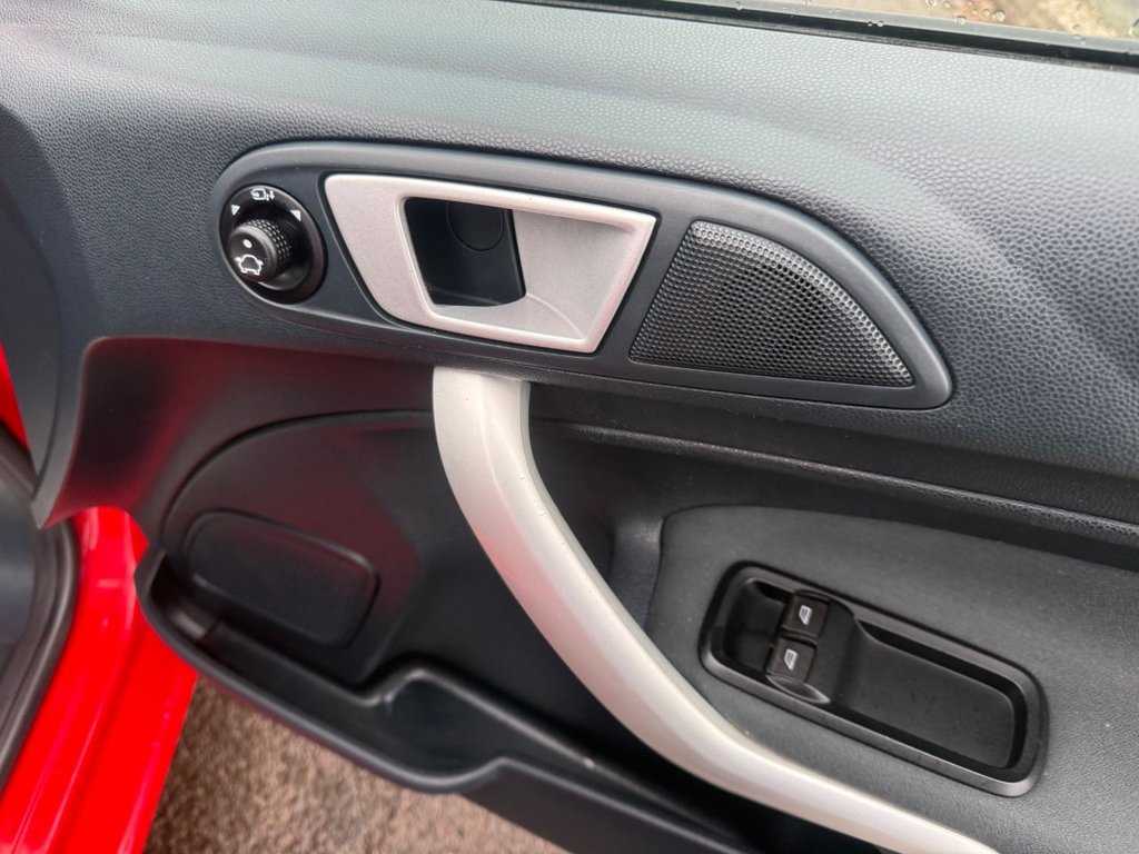 Used Ford Fiesta 2011 for sale - 77659914: Photo 21