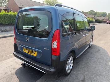 Used Peugeot Partner Tepee 2010 for sale - 79221407: Photo