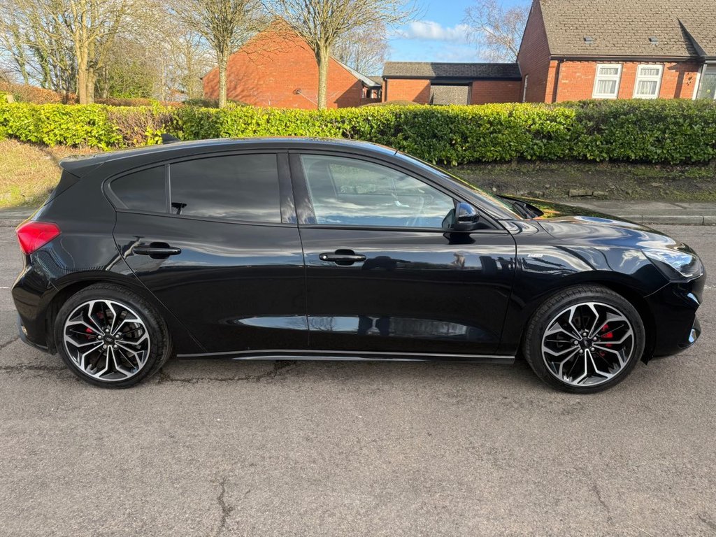 Used Ford Focus 2020 for sale - 77706170: Photo 2