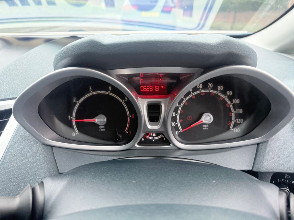 Used Ford Fiesta 2011 for sale - 77659919: Photo 18