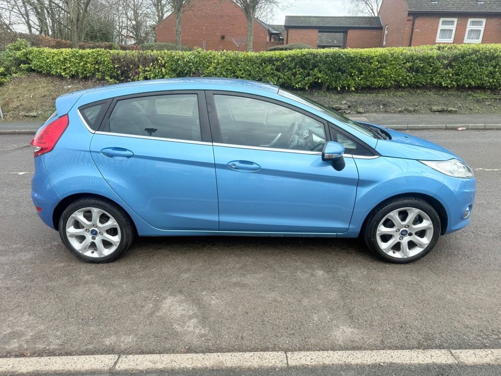 Used Ford Fiesta 2011 for sale - 77659919: Photo 2