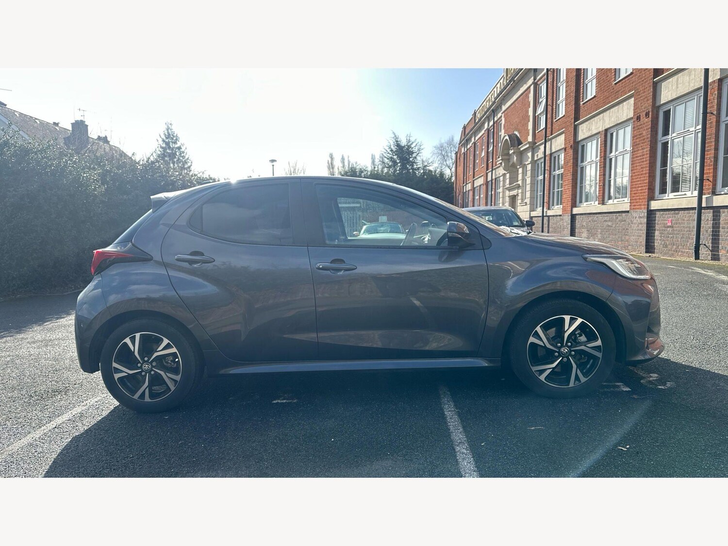 Used Toyota Yaris 2024 for sale - 77908847: Photo 18